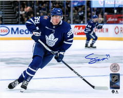 Fraser Minten Autographed Toronto Maple Leafs Hockey 8x10 Photo