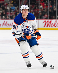 Pre-Order - Corey Perry - Autographed Edmonton Oilers Away 8x10 Photo