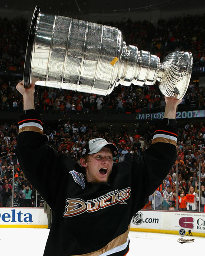 Pre-Order - Corey Perry - Autographed Anaheim Ducks 2007 Stanley Cup 8x10 Photo